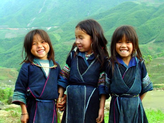  With only 15 photos to better understand the lives of the children upland in Sapa