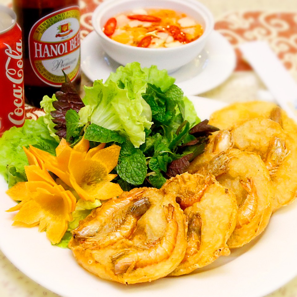 Top street foods in Hanoi can not be missed