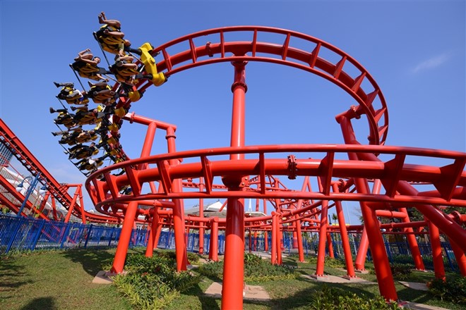 Dragon Park in Halong - Southeast Asia's biggest theme park