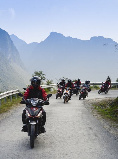 Top 5 best roads for motorcycle tour in Vietnam