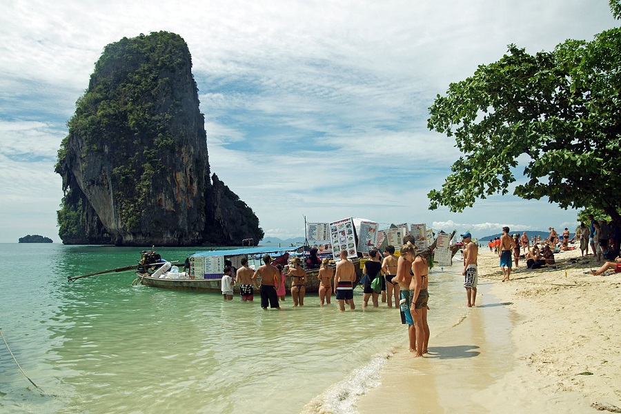 Top 16 most beautiful beaches in Asia that you should know