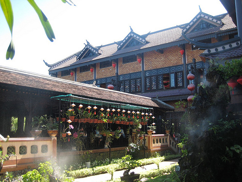 Tips: Interesting coffee shops for travelers when coming to Hue