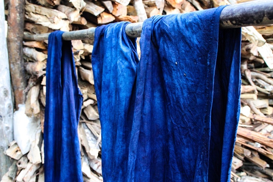 Indigo Dyeing Techniques Of The Mong Of Sapa