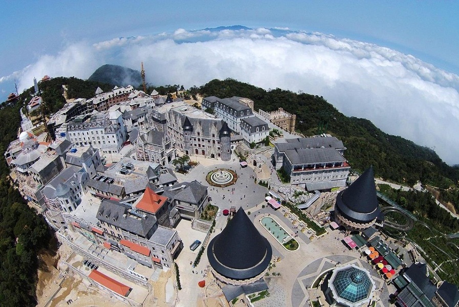 One day at a small city in clouds - Ba Na Hills