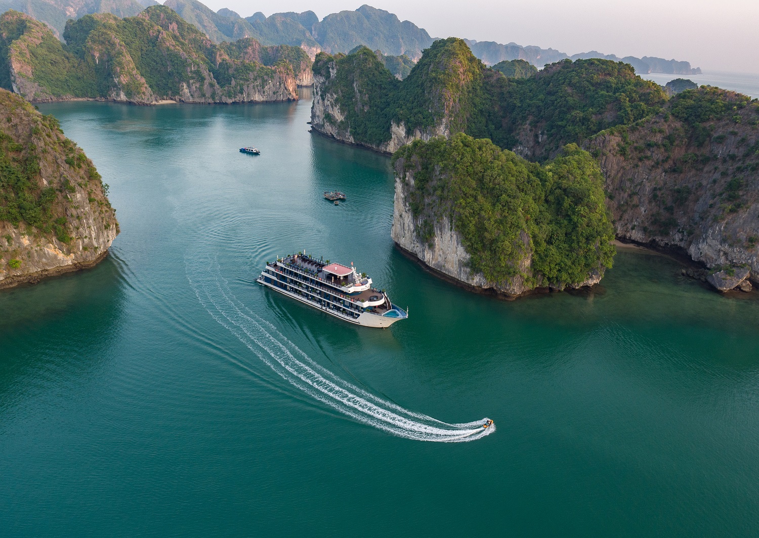 VIetnam Holiday with Halong Bay Cruises 2023